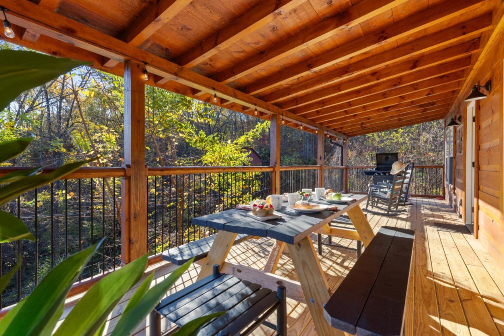 Whispering Pines Retreat By Ghosal Luxury Lodging Gatlinburg Exterior foto
