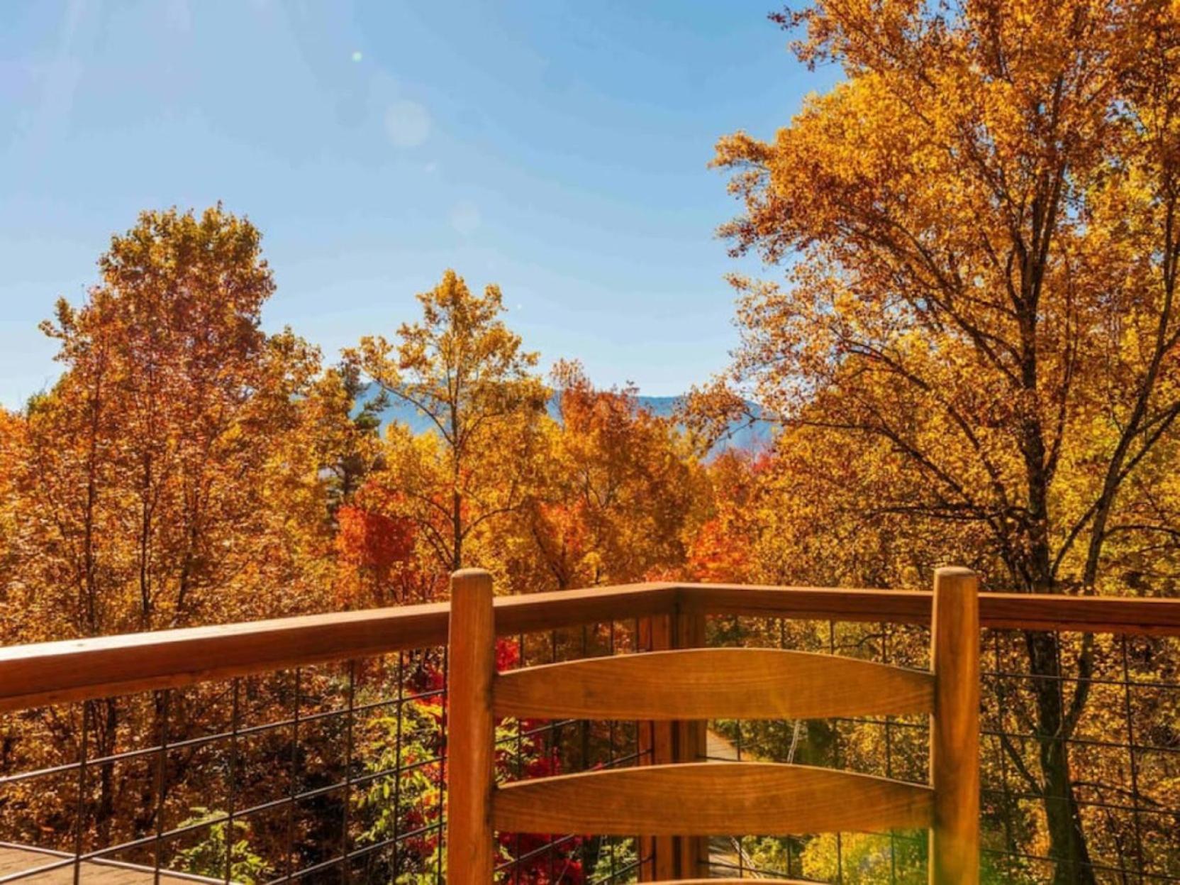 Whispering Pines Retreat By Ghosal Luxury Lodging Gatlinburg Exterior foto