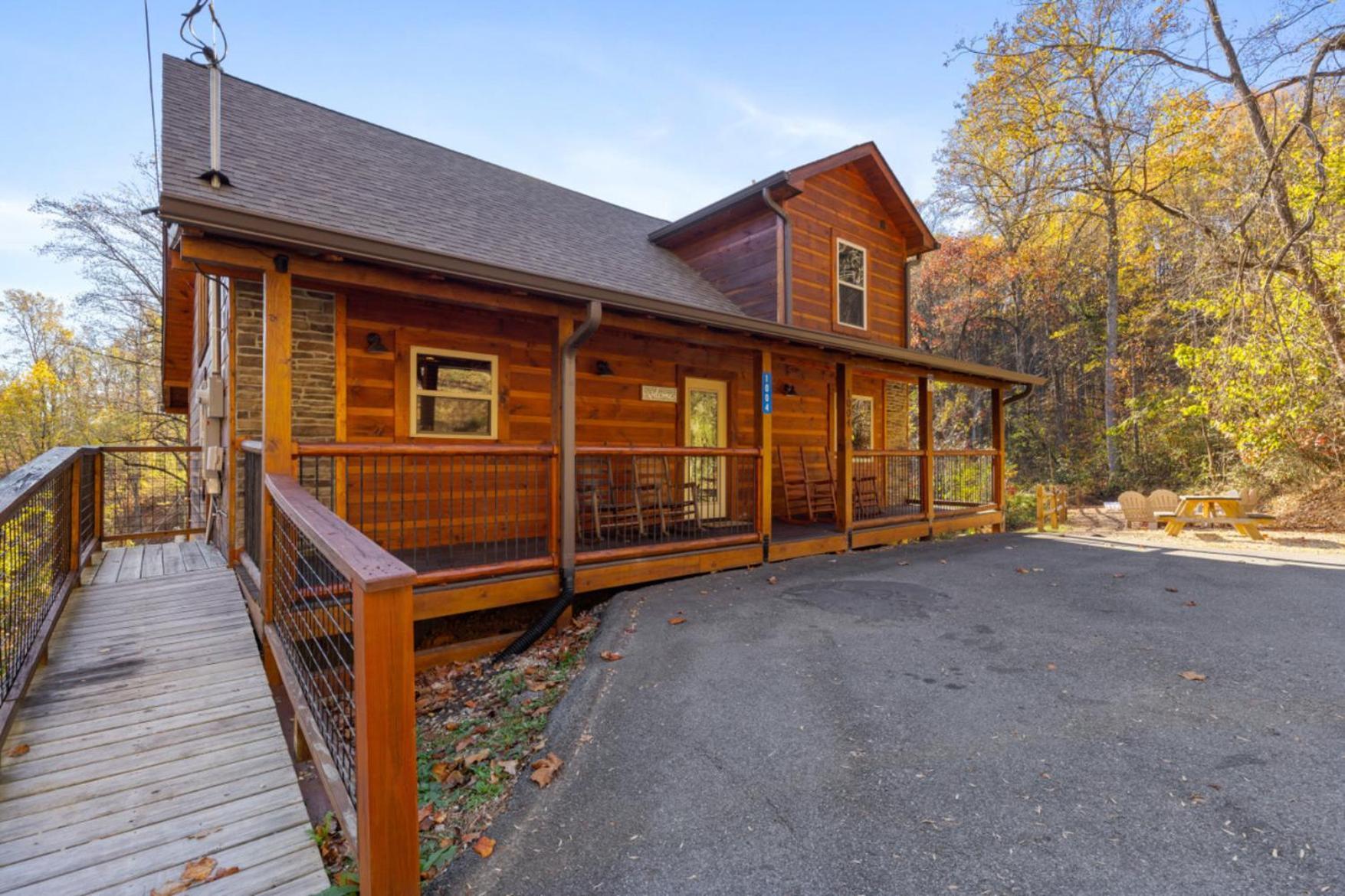 Whispering Pines Retreat By Ghosal Luxury Lodging Gatlinburg Exterior foto